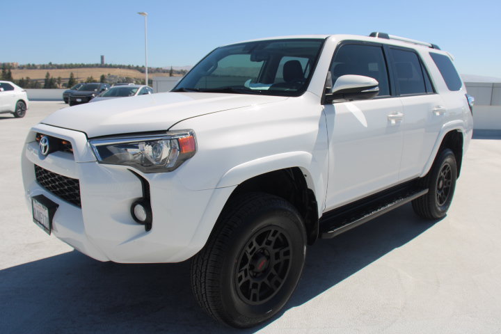 Certified 2019 Toyota 4Runner SR5 Premium AWD/4WD image 7