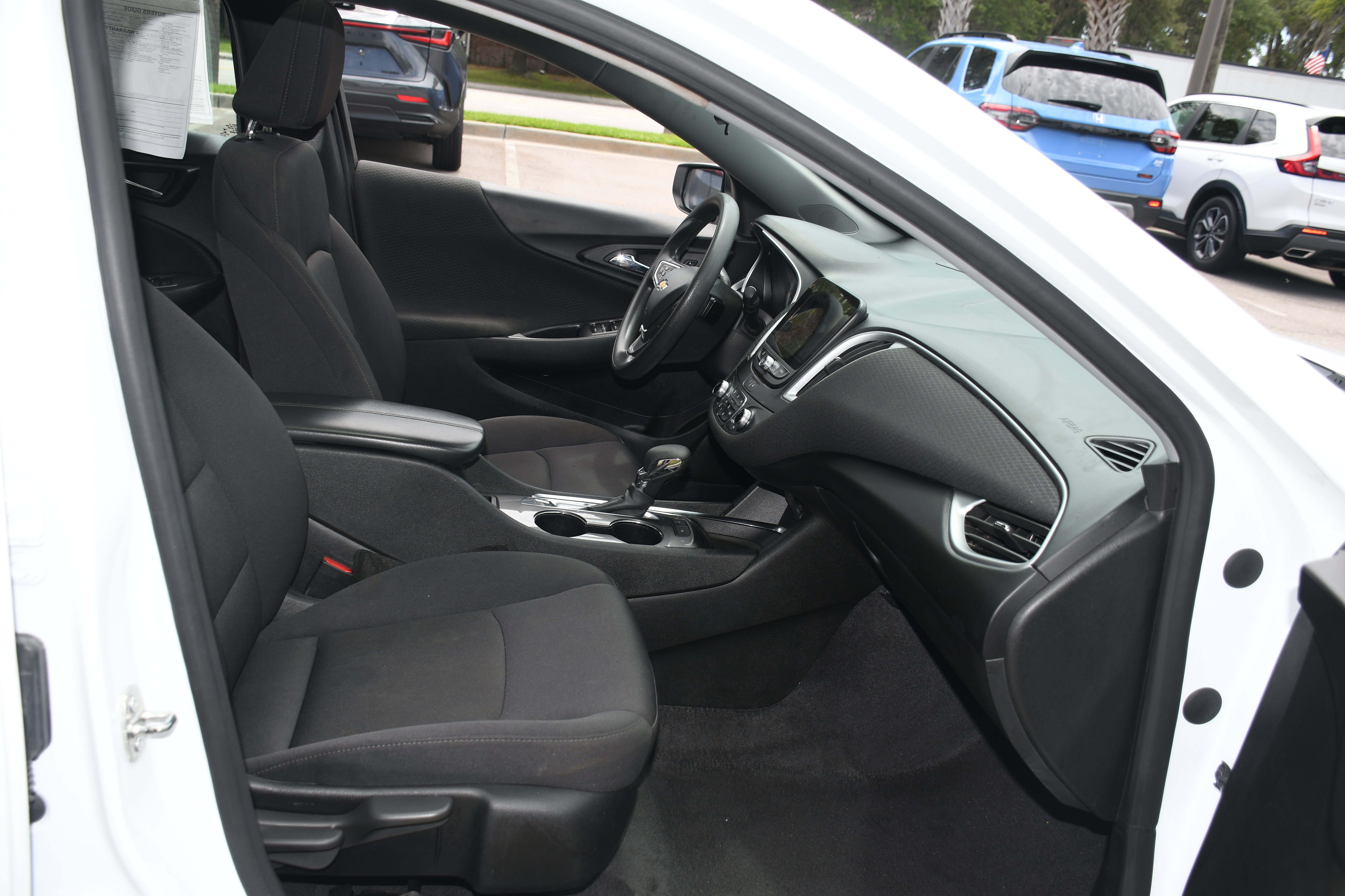 Used 2024 Chevrolet Malibu LT FWD image 18