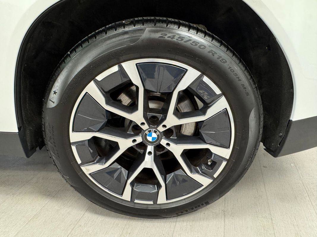 Used 2025 BMW X3 xDrive30i image 34