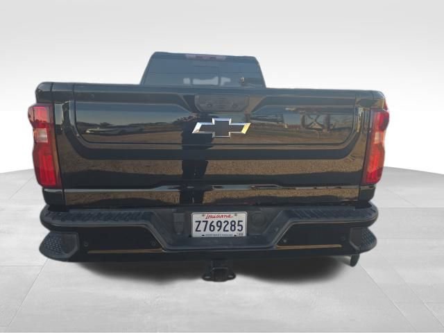 Used 2024 Chevrolet Silverado 3500 High Country w/ High Country Premium Package image 6