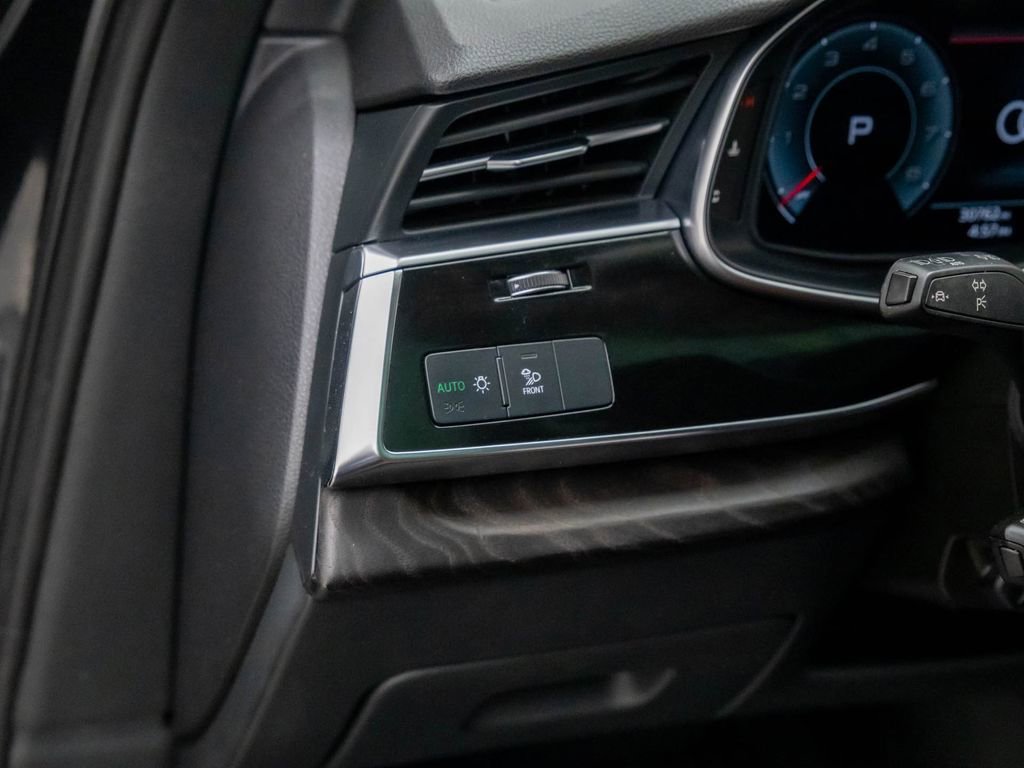 Used 2023 Audi Q7 3.0T Premium image 19