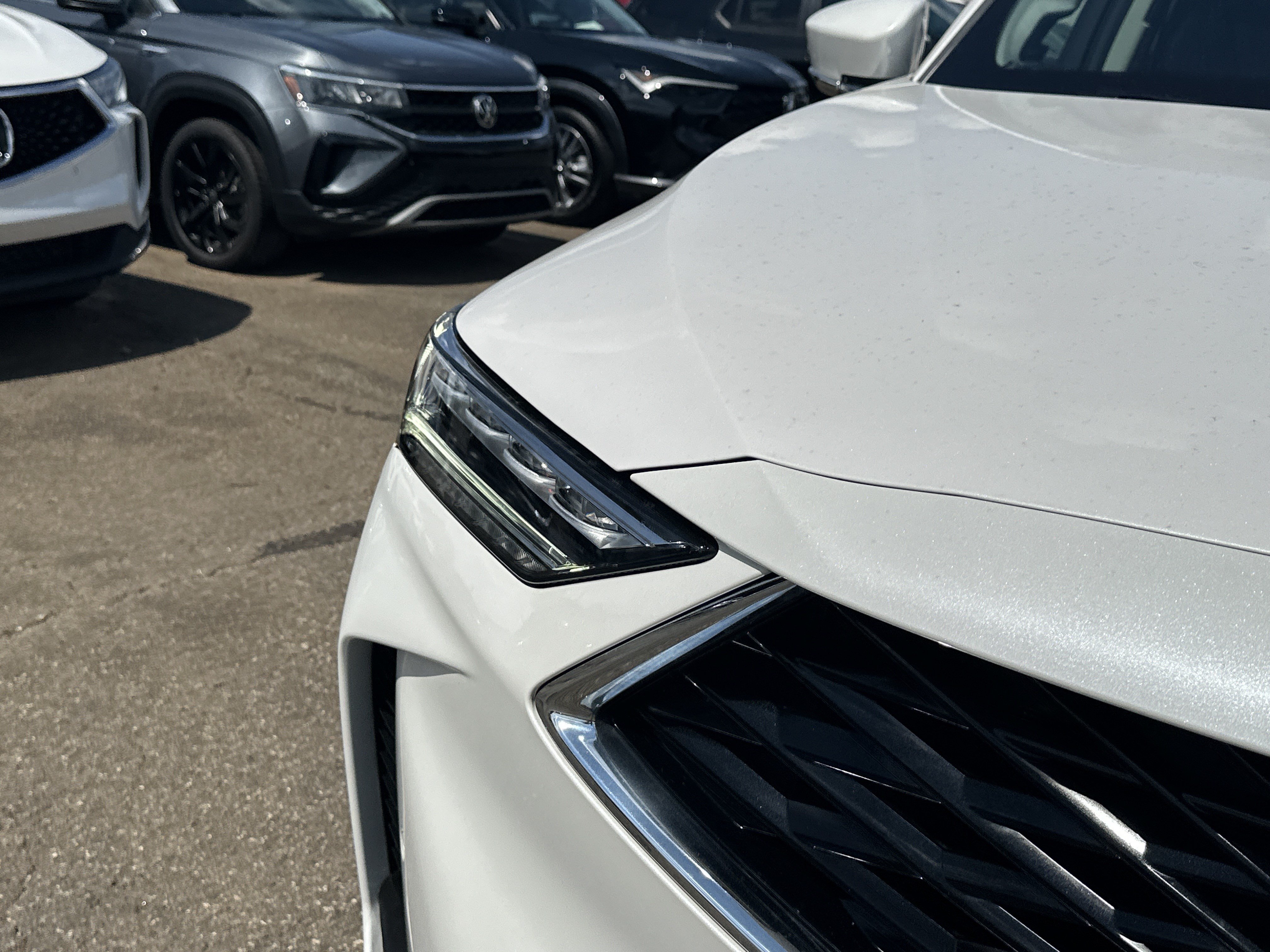 Certified 2026 Acura MDX w/ Technology Package FWD image 12