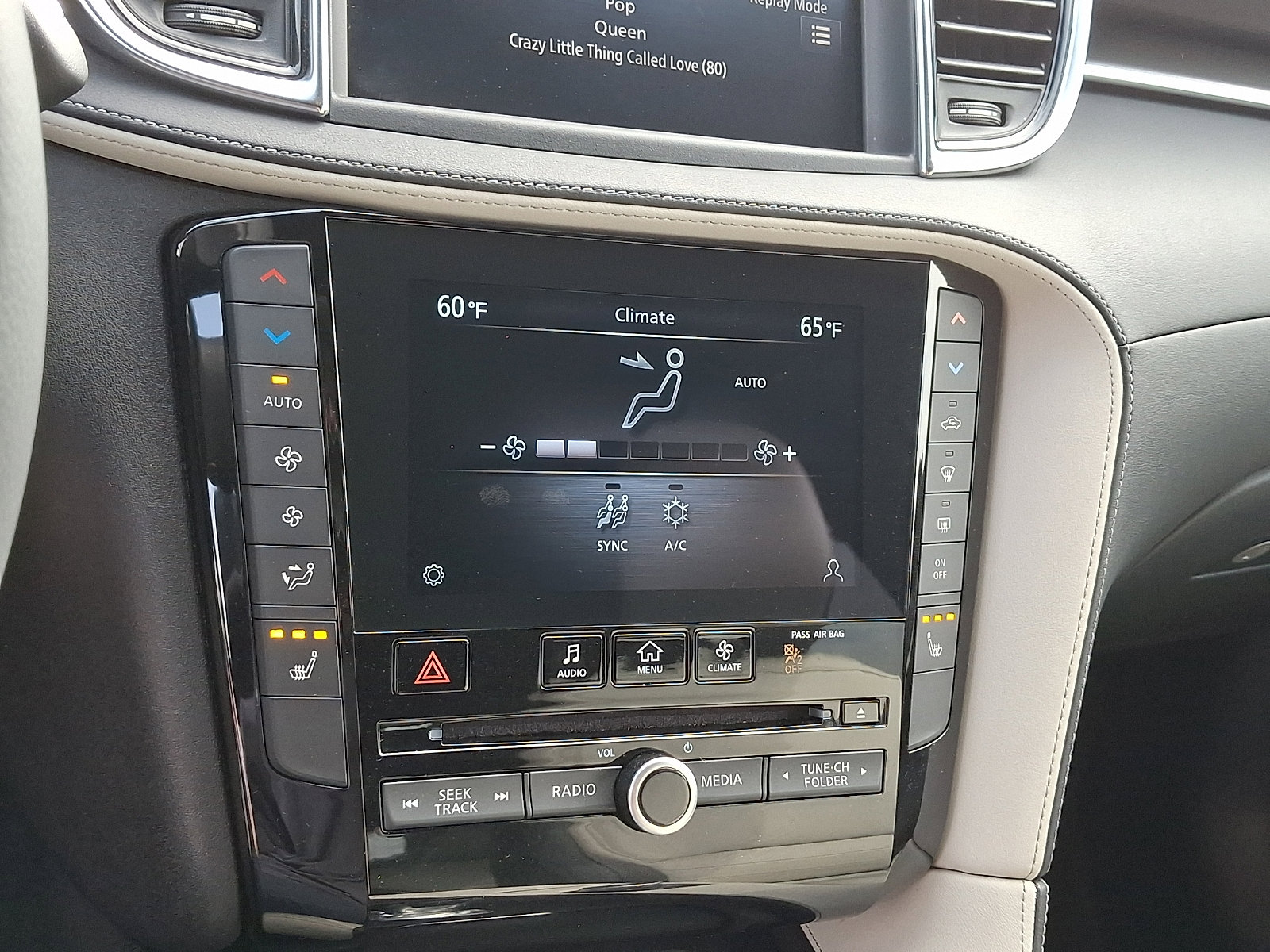 Certified 2023 INFINITI QX55 Luxe w/ Cargo Package AWD/4WD image 16