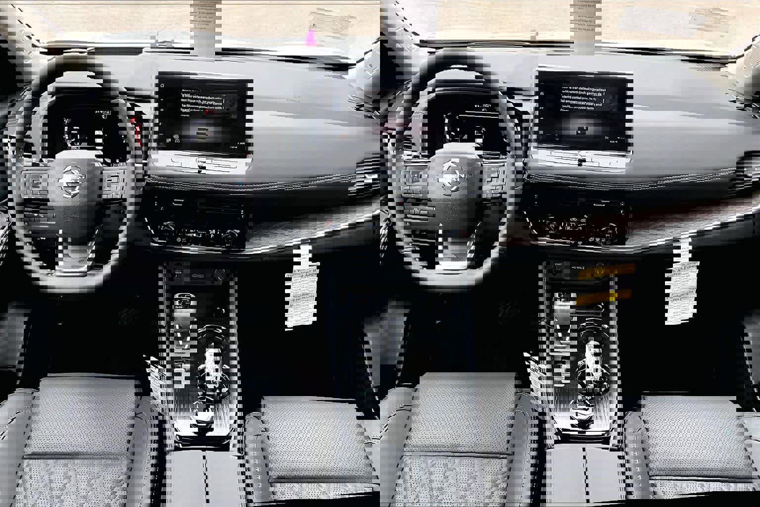 New 2026 Nissan Rogue Platinum w/ Platinum Premium Package image 5