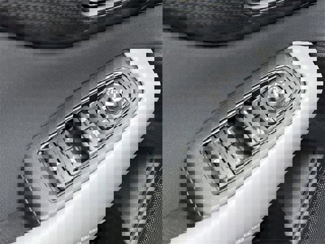 Used 2025 Subaru Outback Premium image 25