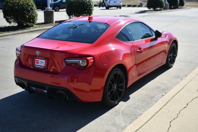 Used 2019 Toyota 86 image 4