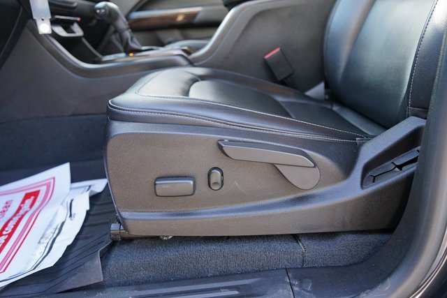 Used 2020 GMC Canyon SLT w/ Trailering Package image 12