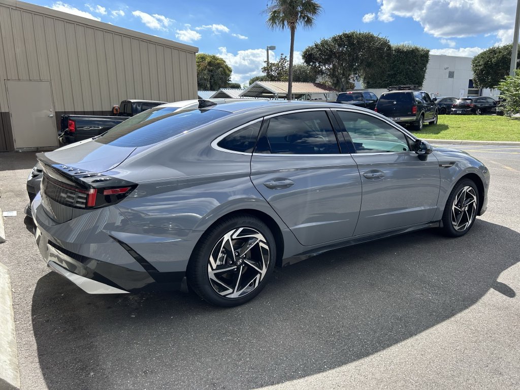 Used 2026 Hyundai Sonata SEL FWD image 3