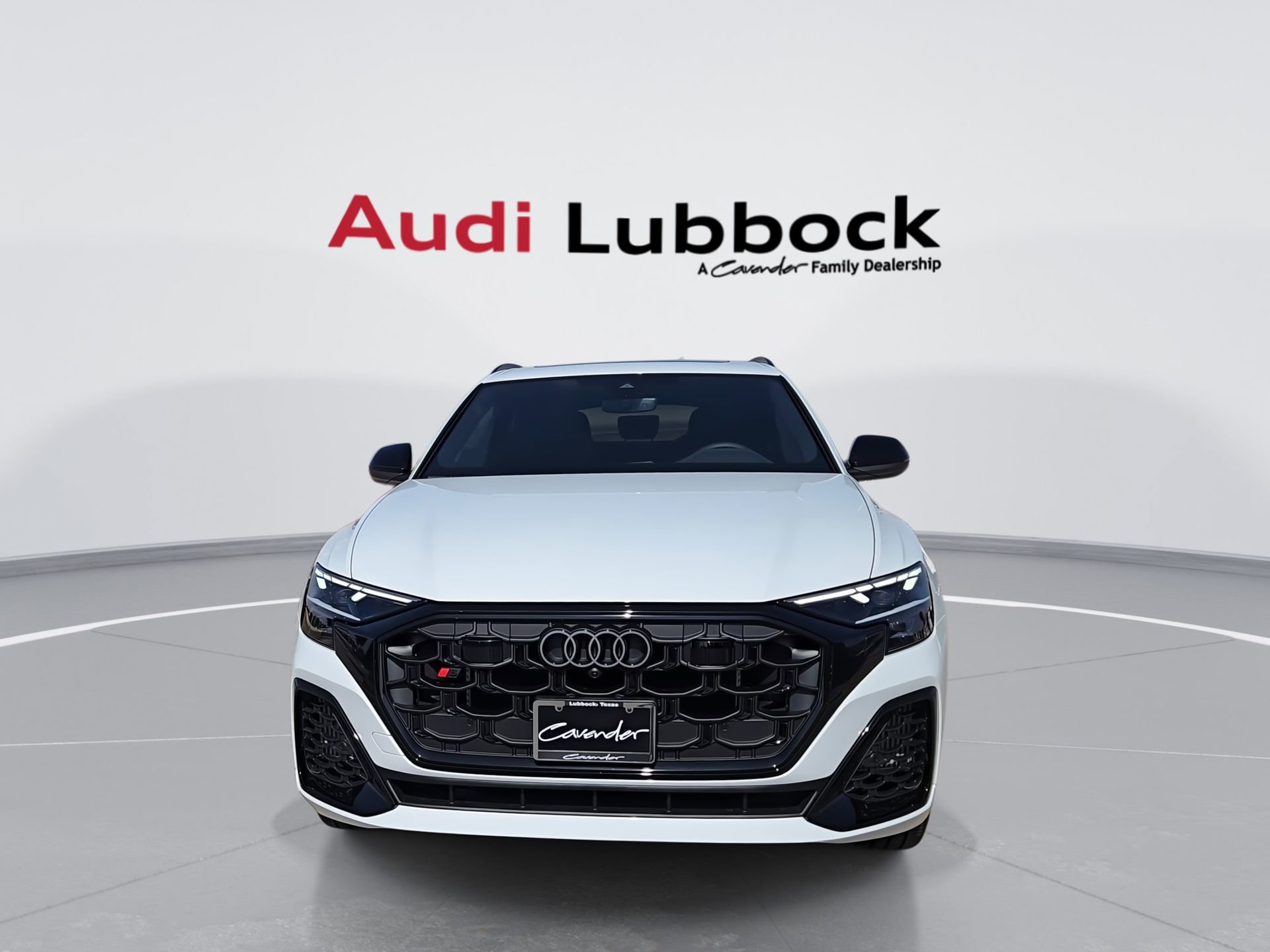 New 2026 Audi SQ8 Premium Plus image 2