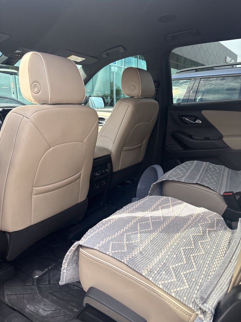 Used 2022 Chevrolet Traverse Premier w/ LPO, Floor Liner Package AWD/4WD image 3