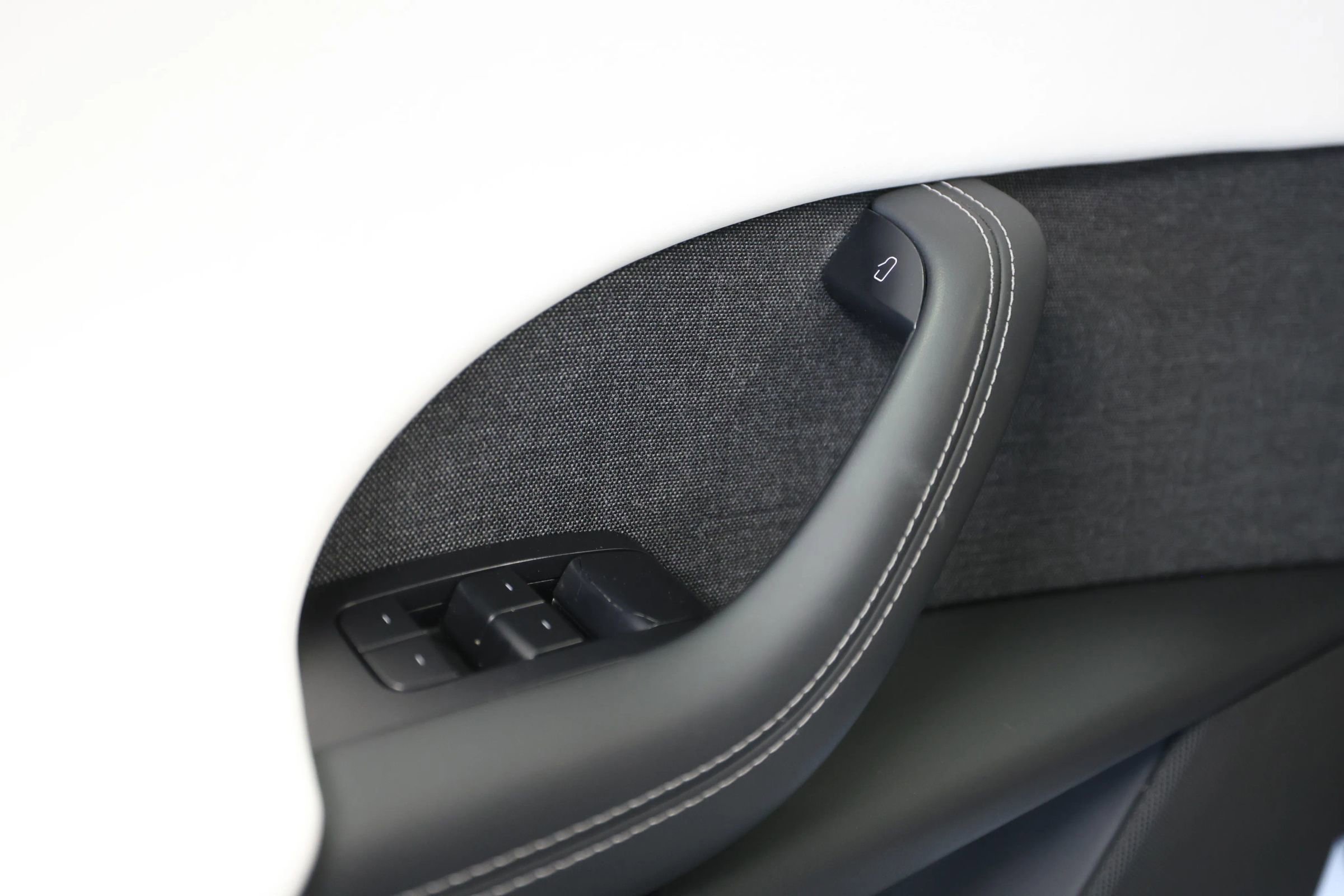 Used 2022 Tesla Model X Plaid image 26