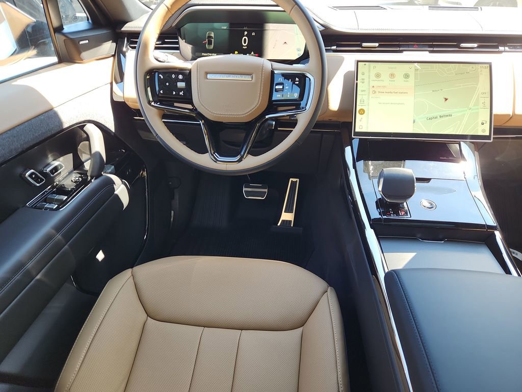 New 2026 Land Rover Range Rover Sport Dynamic SE AWD/4WD image 4