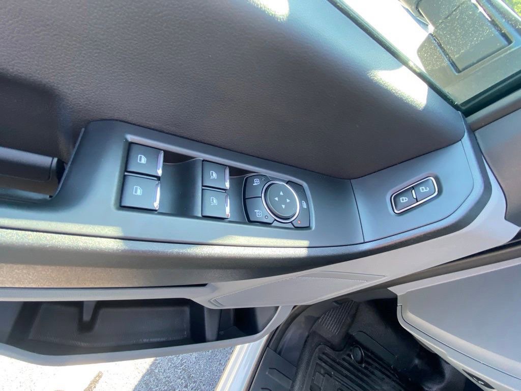 New 2026 Ford F350 XL w/ XL Chrome Package AWD/4WD image 29