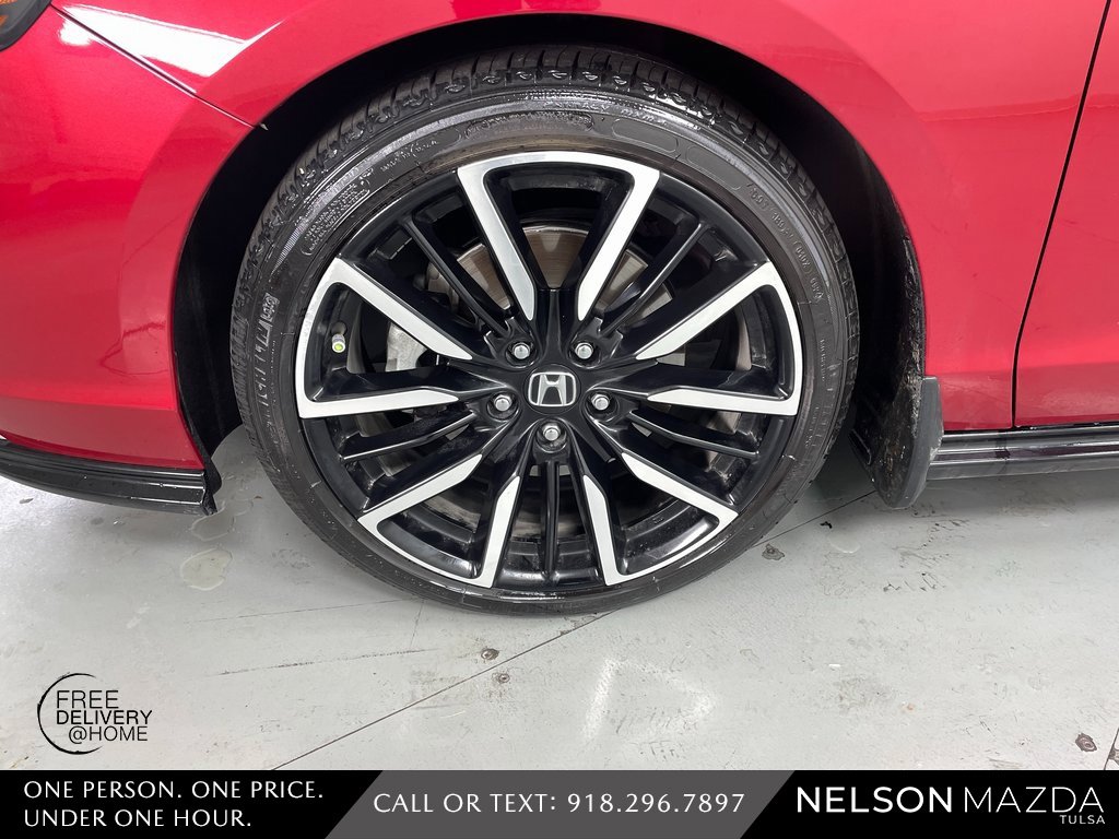 Used 2024 Honda Accord Touring image 12