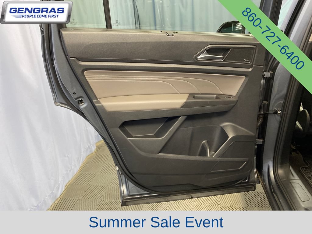 Used 2023 Volkswagen Atlas SEL Premium AWD/4WD image 26