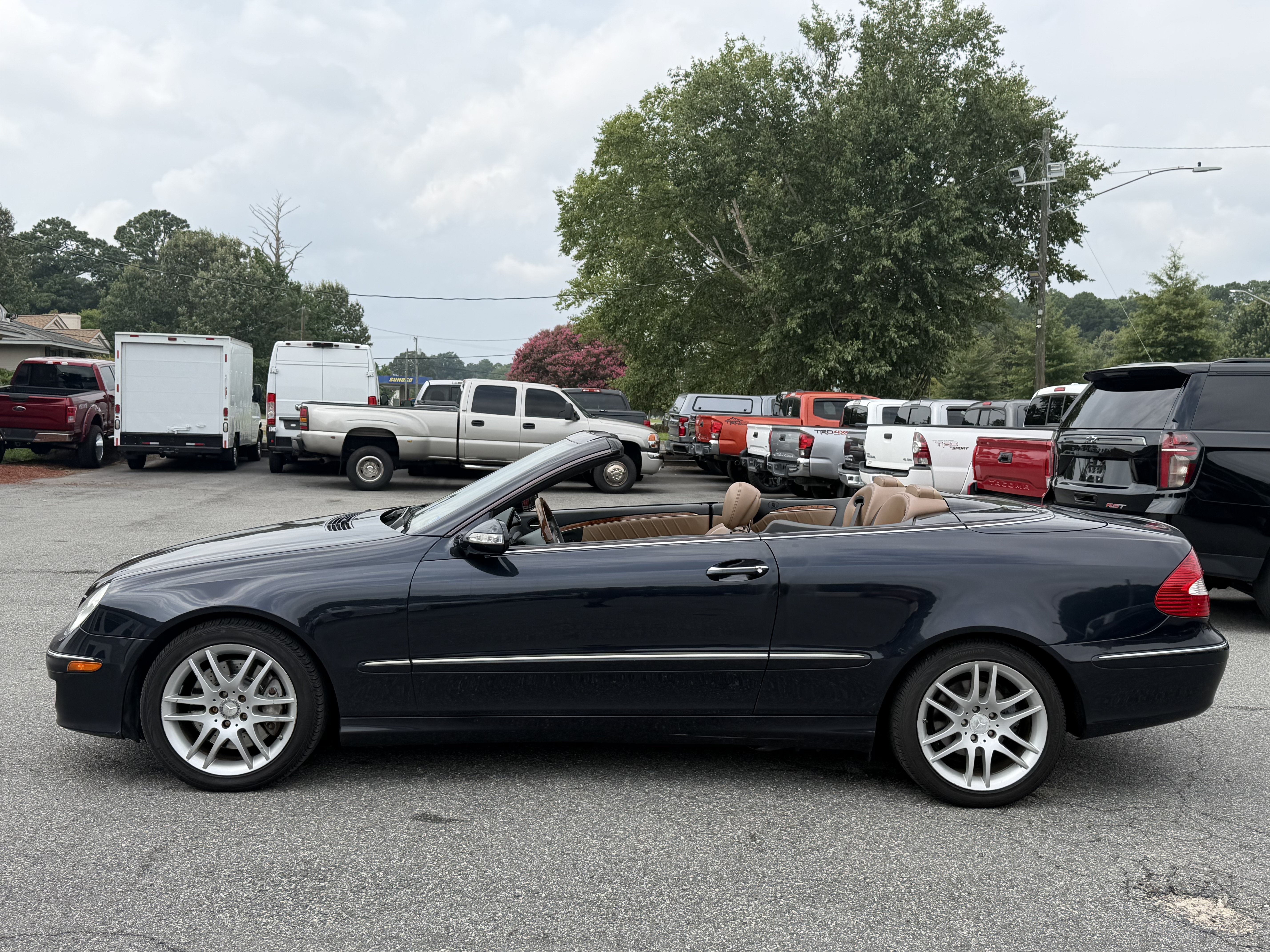 Used 2009 Mercedes-Benz CLK 350 Cabriolet image 9
