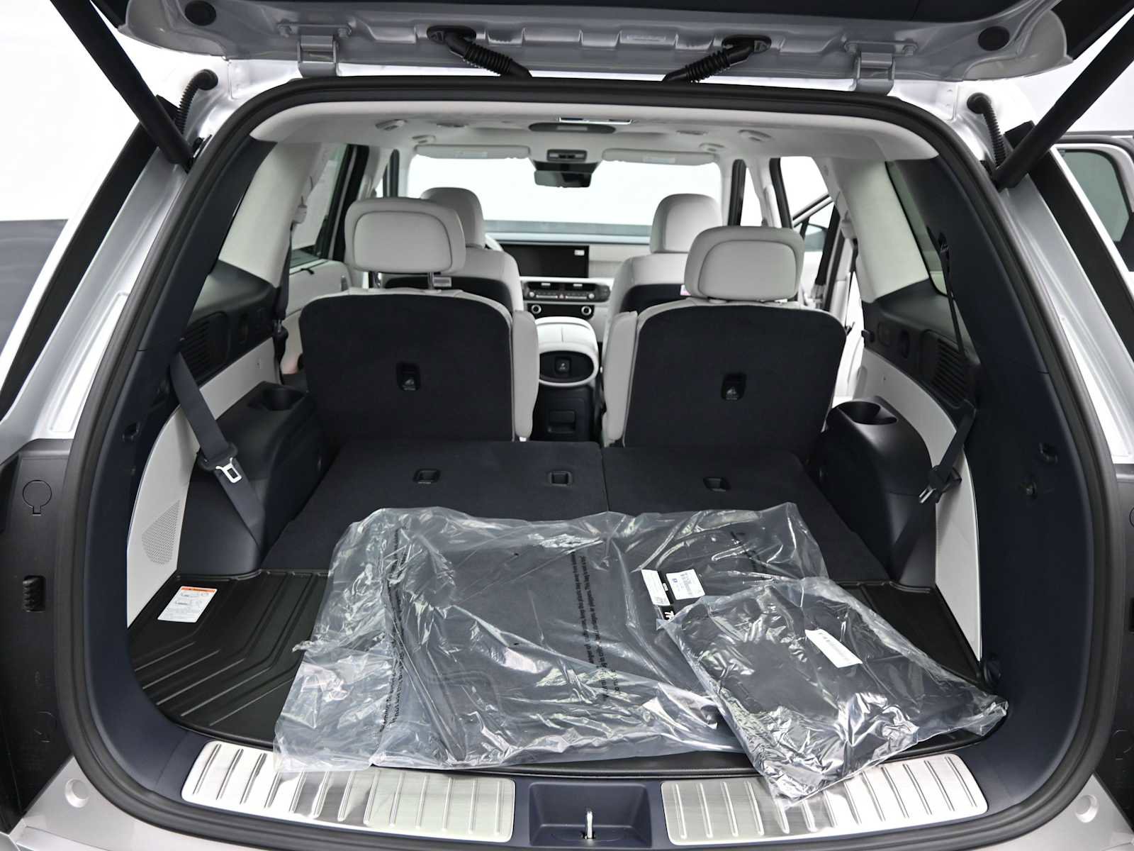 New 2026 Hyundai Palisade Calligraphy image 13