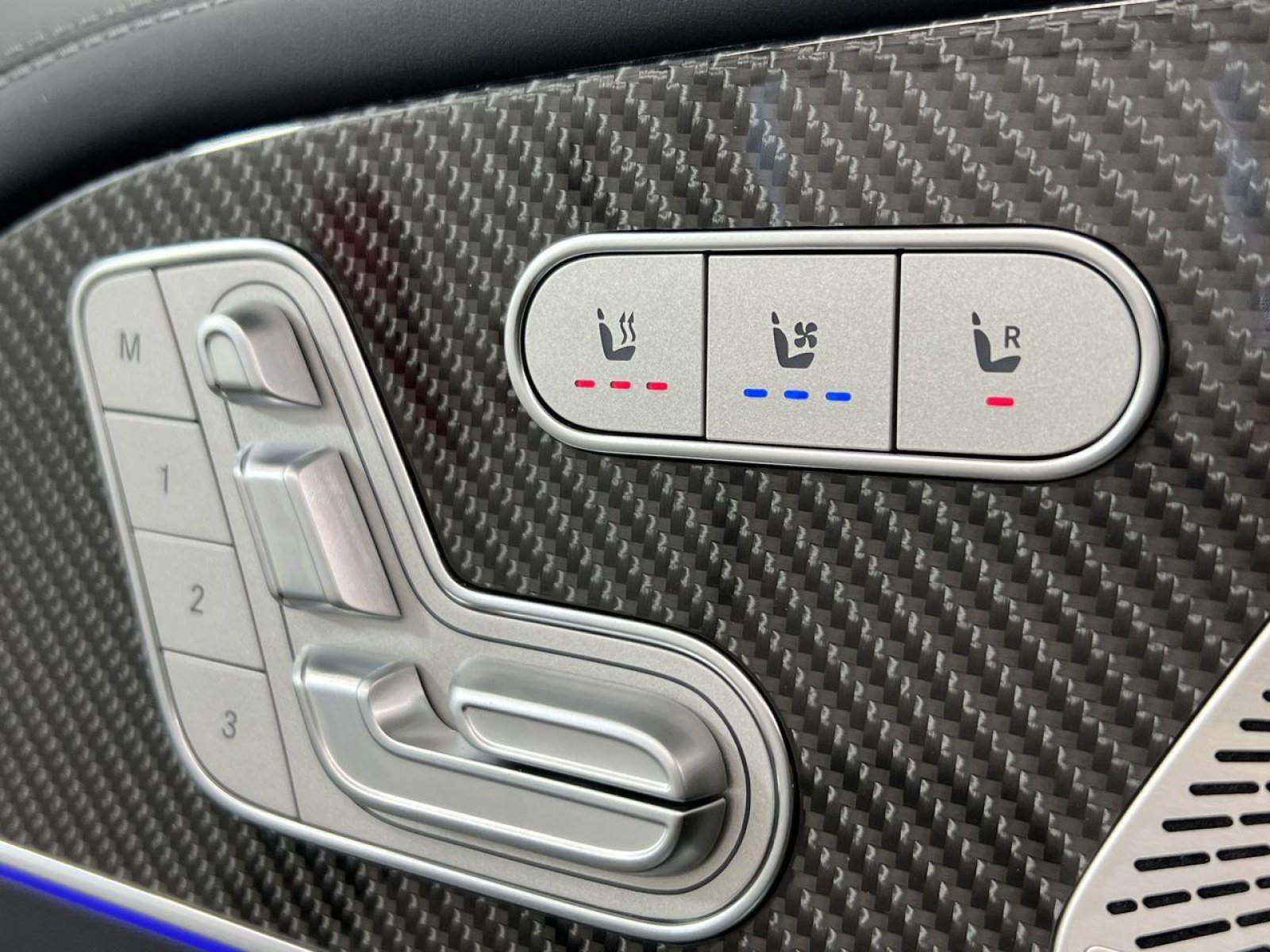 New 2025 Mercedes-Benz GLE 63 AMG S image 35