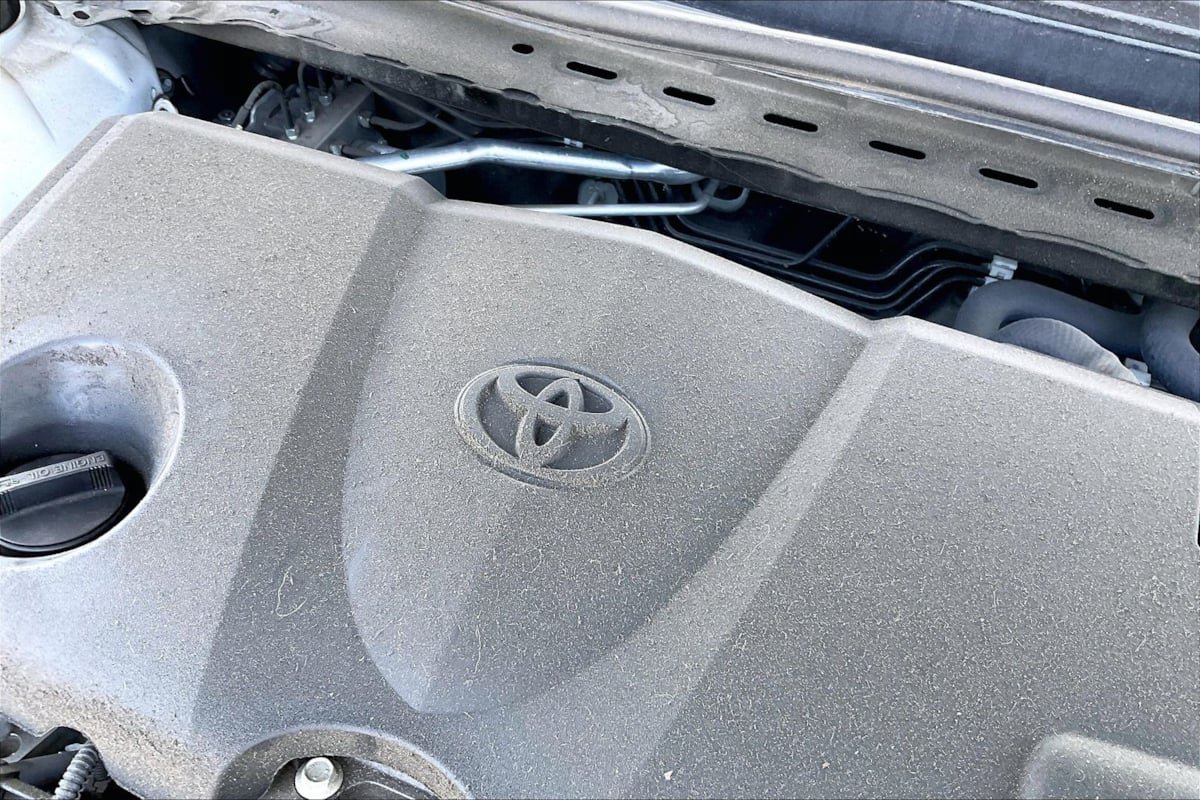 Used 2021 Toyota Camry SE FWD image 33