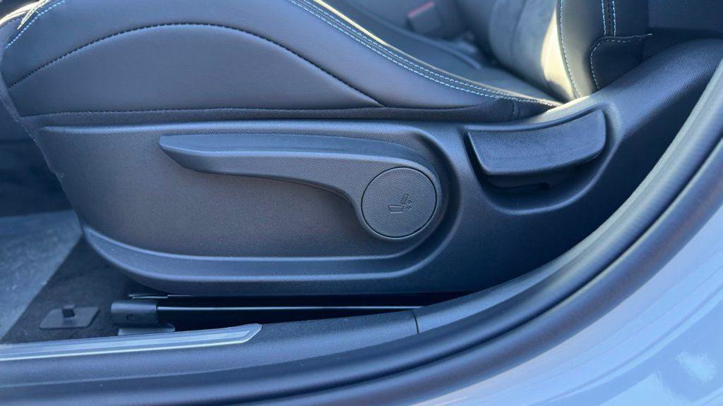 New 2026 Hyundai Elantra N w/ Cargo Package FWD image 16