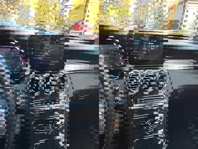 Used 2020 Mercedes-Benz C 300 Sedan image 45