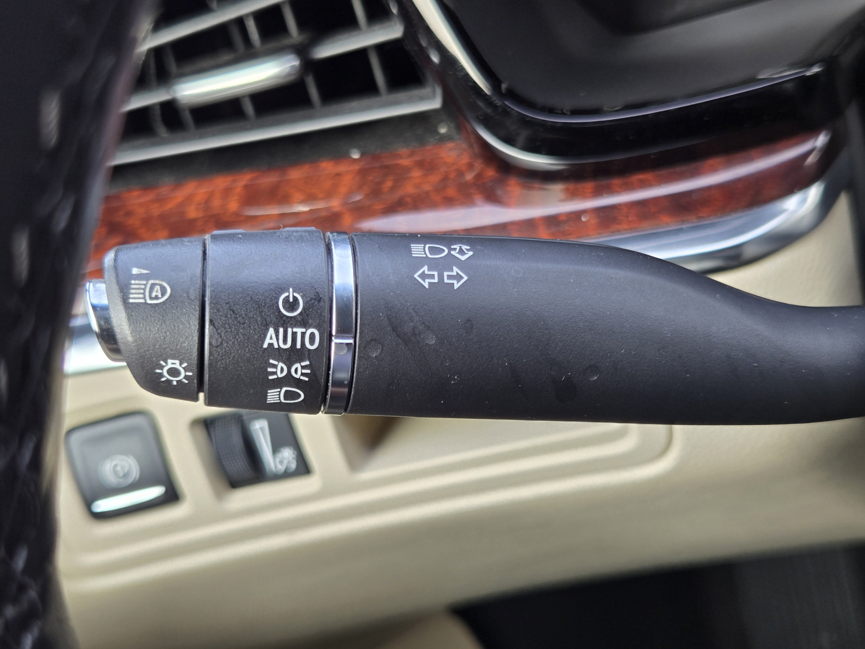 Used 2019 Cadillac XT5 Luxury FWD image 19