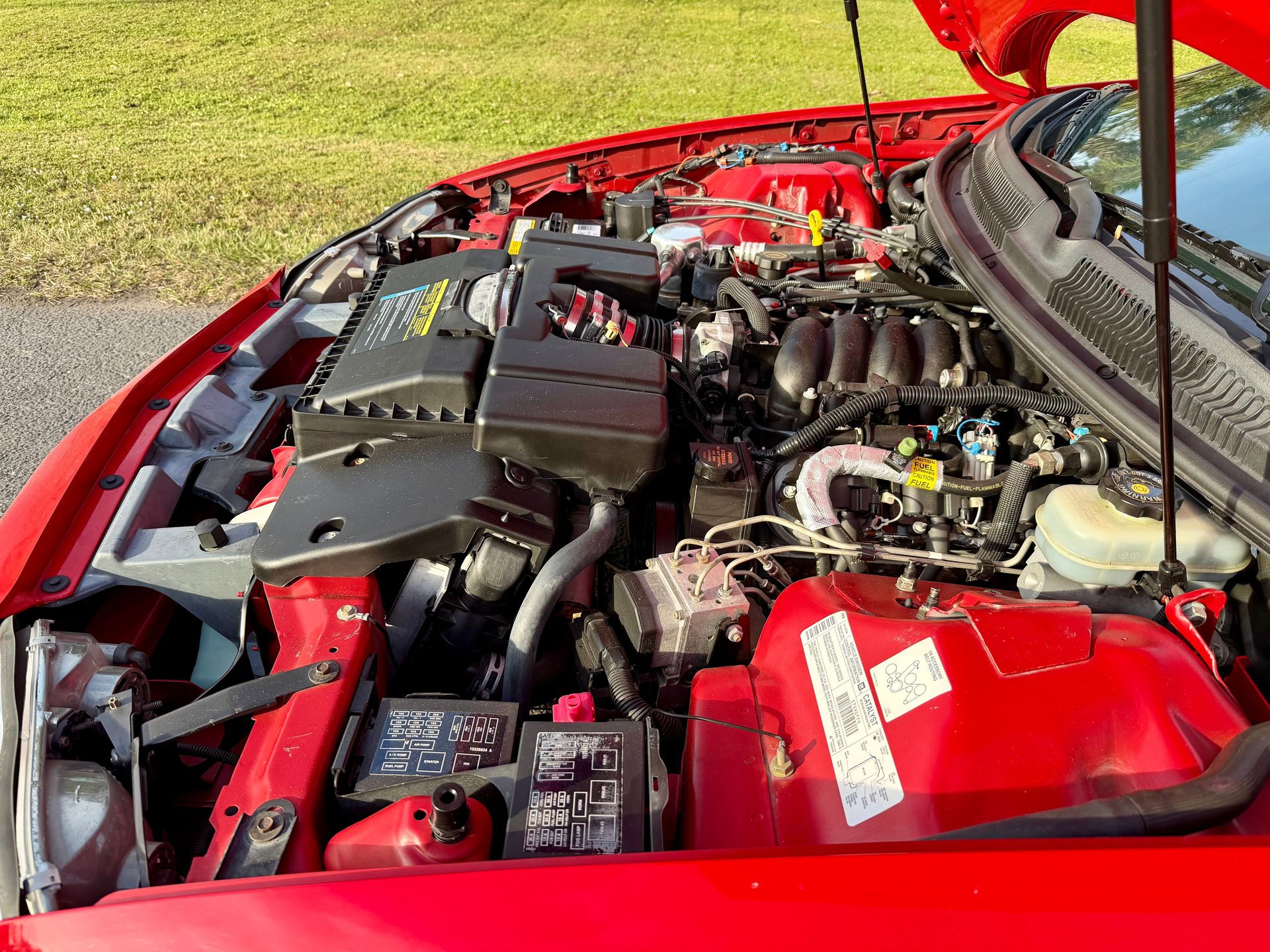 Used 2000 Chevrolet Camaro Z28 w/ SS Performance/Appearance Pkg image 72