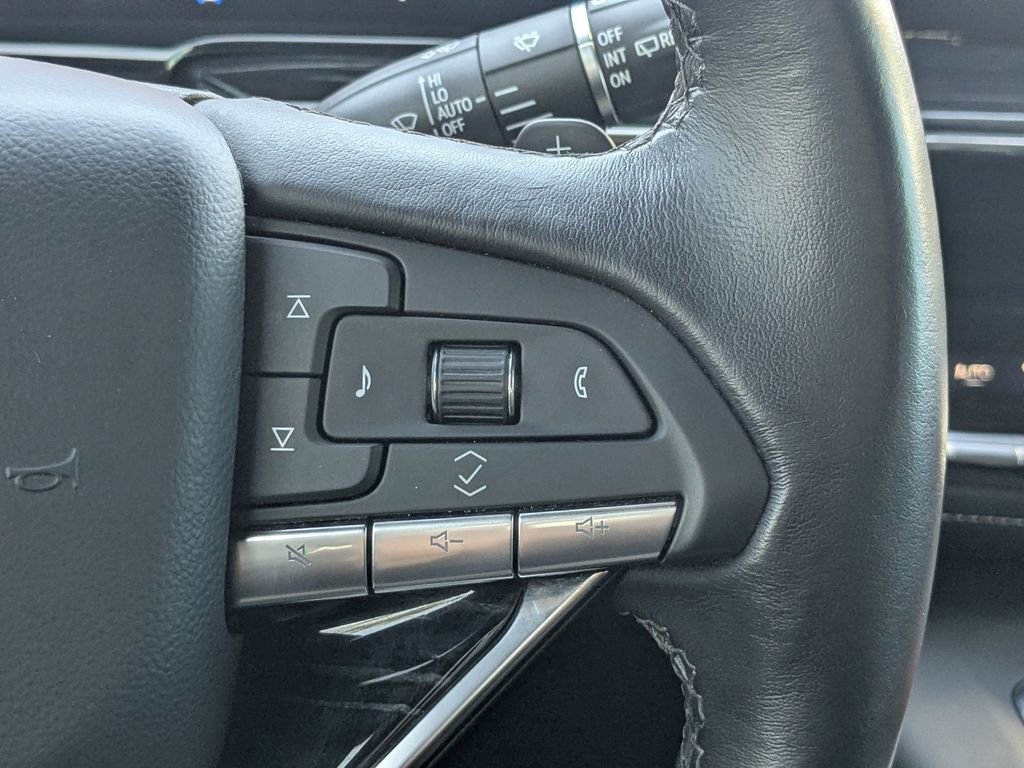 Certified 2024 Cadillac Escalade ESV Sport w/ Touring Package image 32