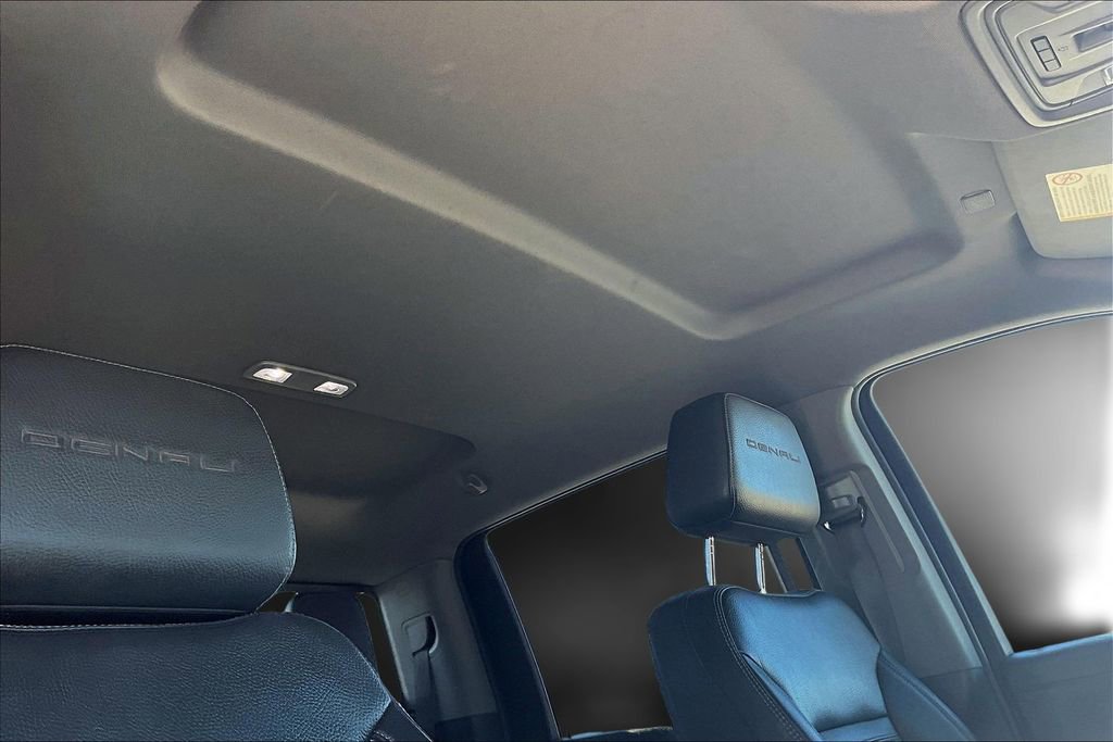 Used 2023 GMC Sierra 3500 Denali AWD/4WD image 27