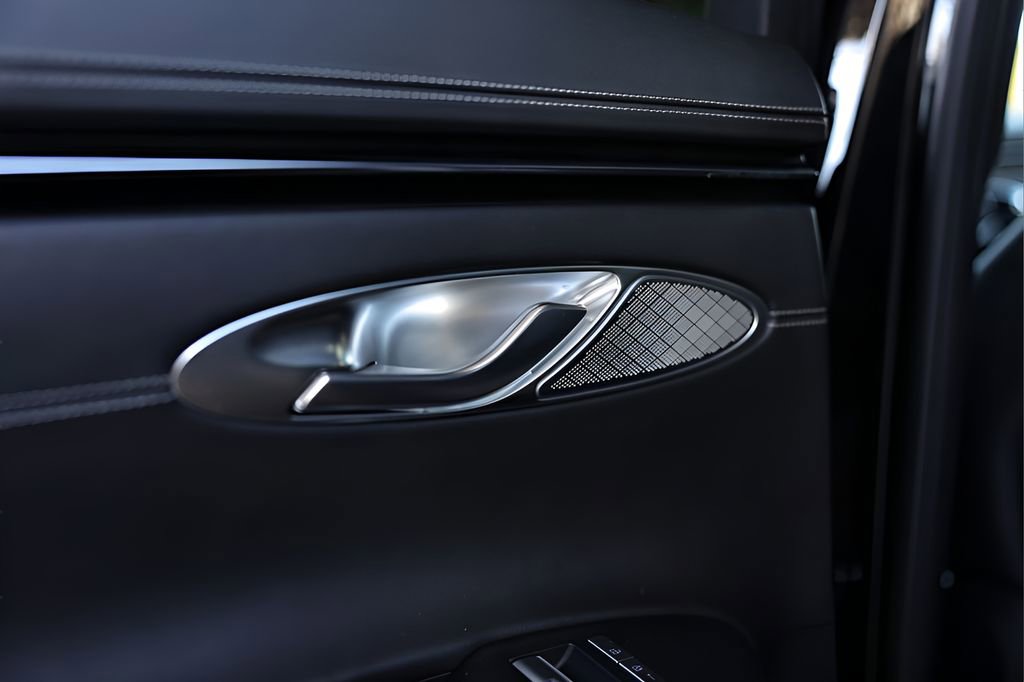 Used 2023 Genesis GV70 2.5T w/ Sport Prestige Package image 58