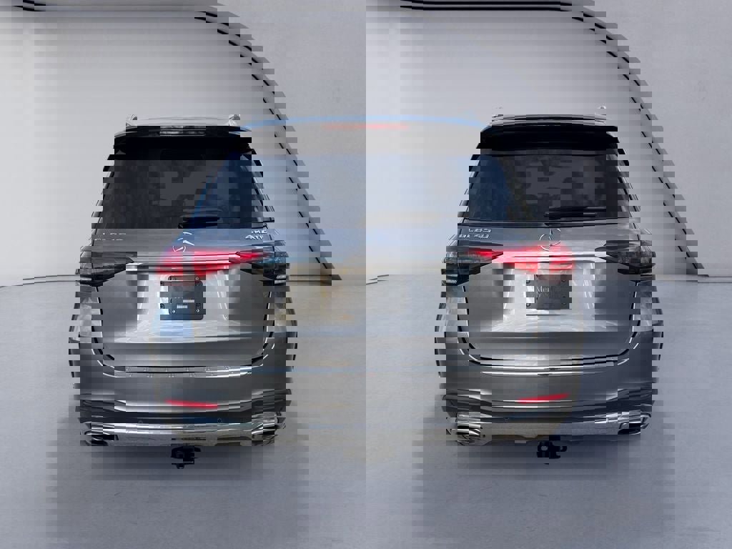 Used 2021 Mercedes-Benz GLE 450 4MATIC image 4