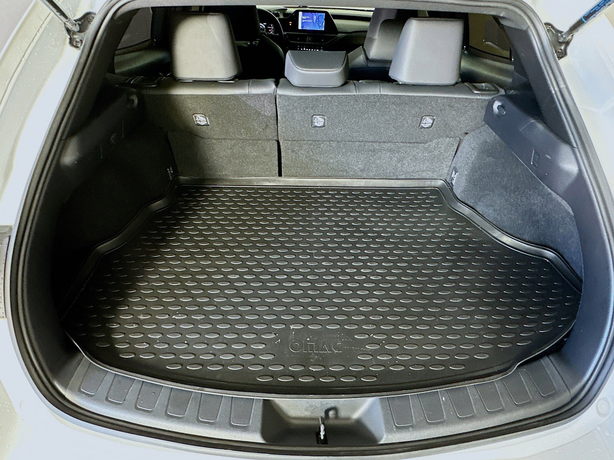 Used 2024 Lexus UX 250h F Sport image 29