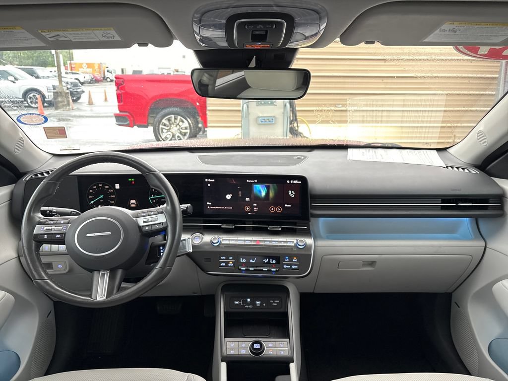 Used 2024 Hyundai Kona Limited FWD image 15