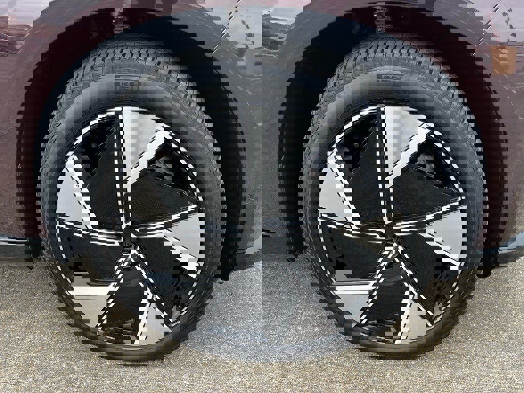 New 2025 Volvo EX90 Ultra image 9