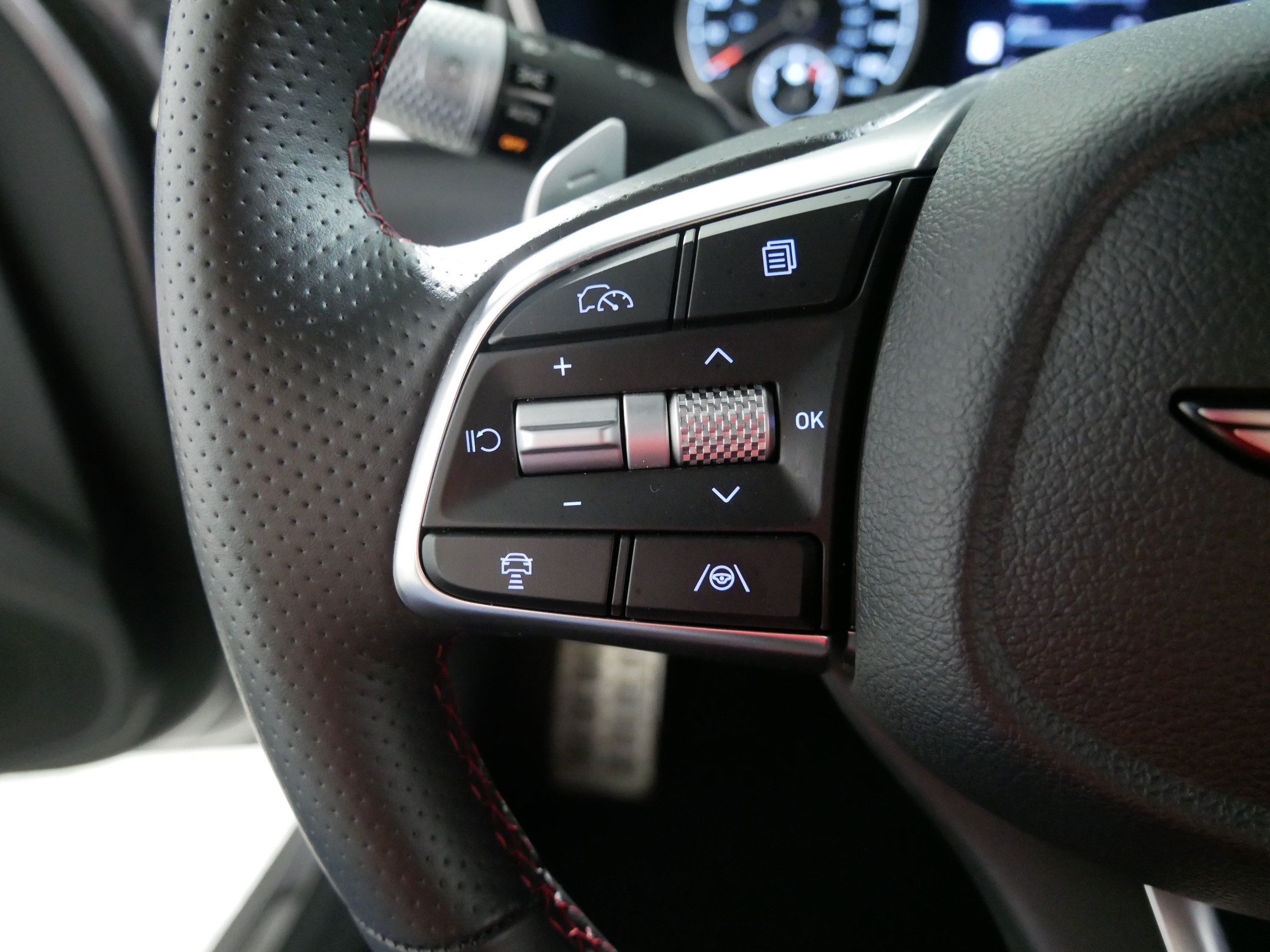 Certified 2026 Genesis G70 3.3T Sport Prestige AWD/4WD image 27