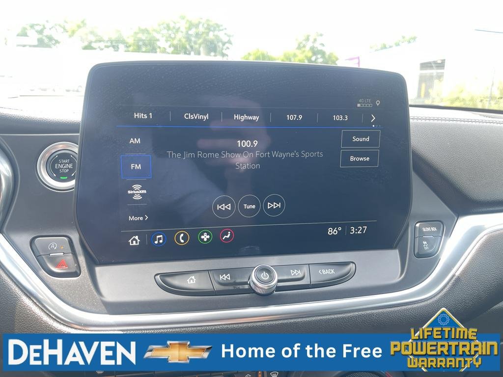 Used 2025 Chevrolet Blazer LT AWD/4WD image 14