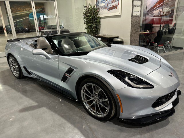 Used 2017 Chevrolet Corvette Grand Sport RWD image 12