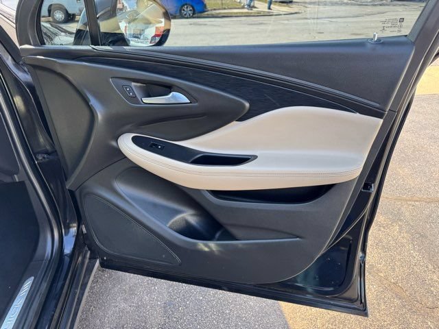 Used 2017 Buick Envision Preferred FWD image 31