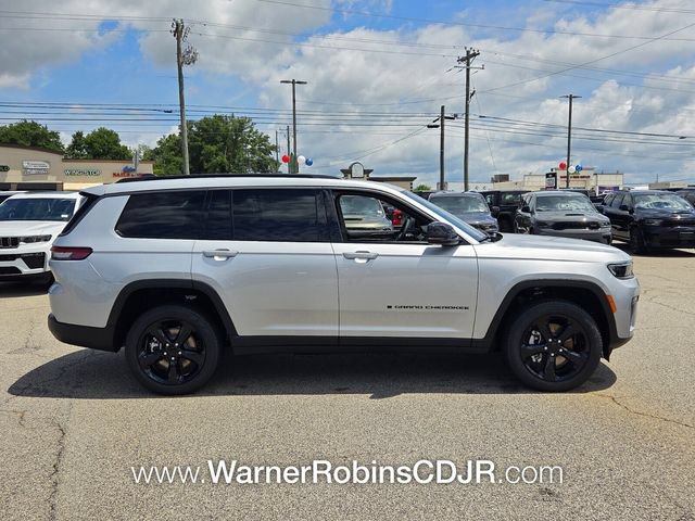 New 2026 Jeep Grand Cherokee L Limited RWD image 15