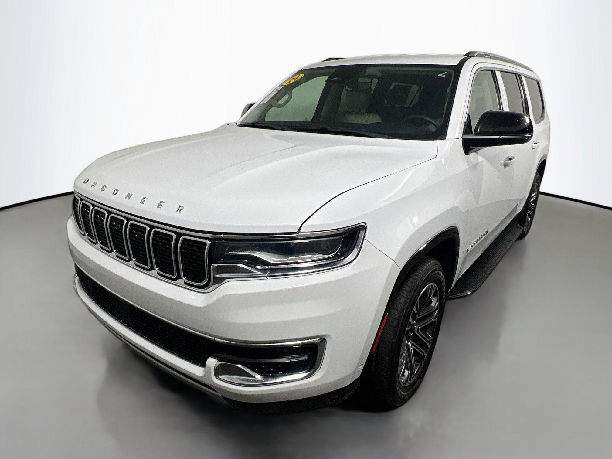 Used 2024 Jeep Wagoneer L Series II image 9