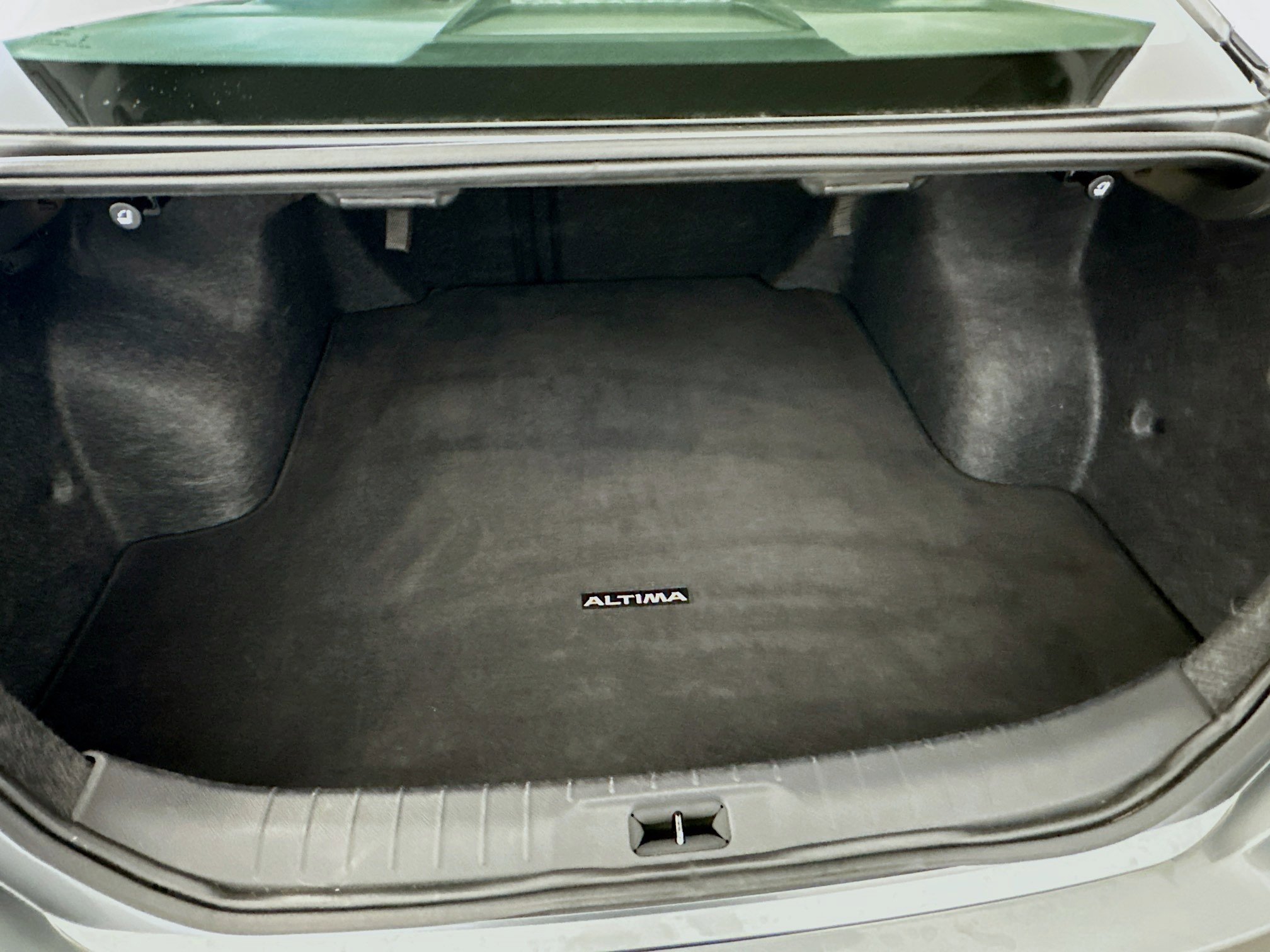 Used 2024 Nissan Altima 2.5 SR image 29