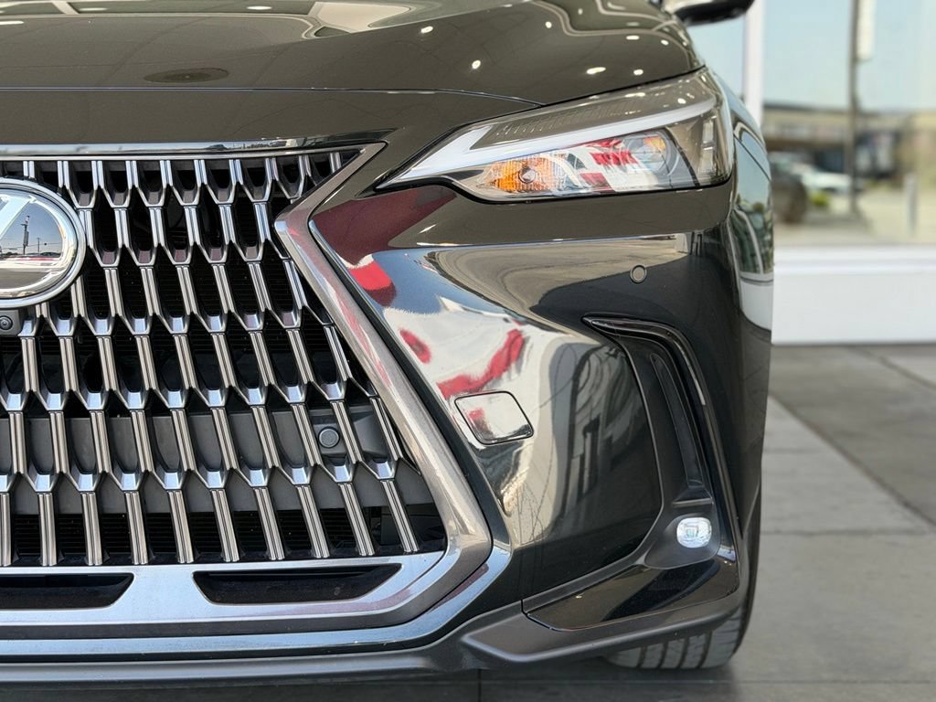 Used 2024 Lexus NX 350 AWD w/ Vision Package image 5