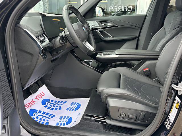 Certified 2025 BMW X1 xDrive28i image 13