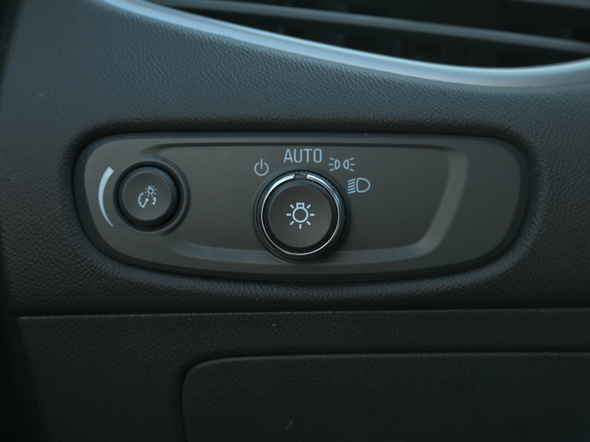 Used 2025 Chevrolet Malibu LT FWD image 22