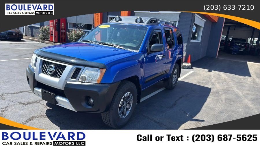 Used 2014 Nissan Xterra PRO-4X w/ Pro-4x Leather Package AWD/4WD image 3