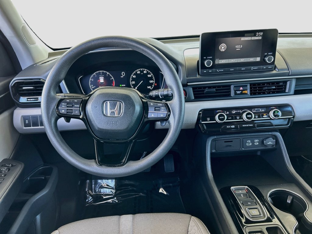 Certified 2023 Honda Pilot LX image 21