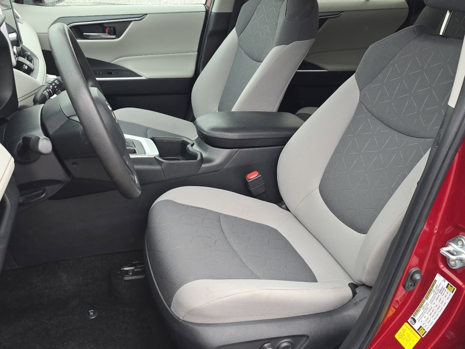 Used 2023 Toyota RAV4 XLE AWD/4WD image 24