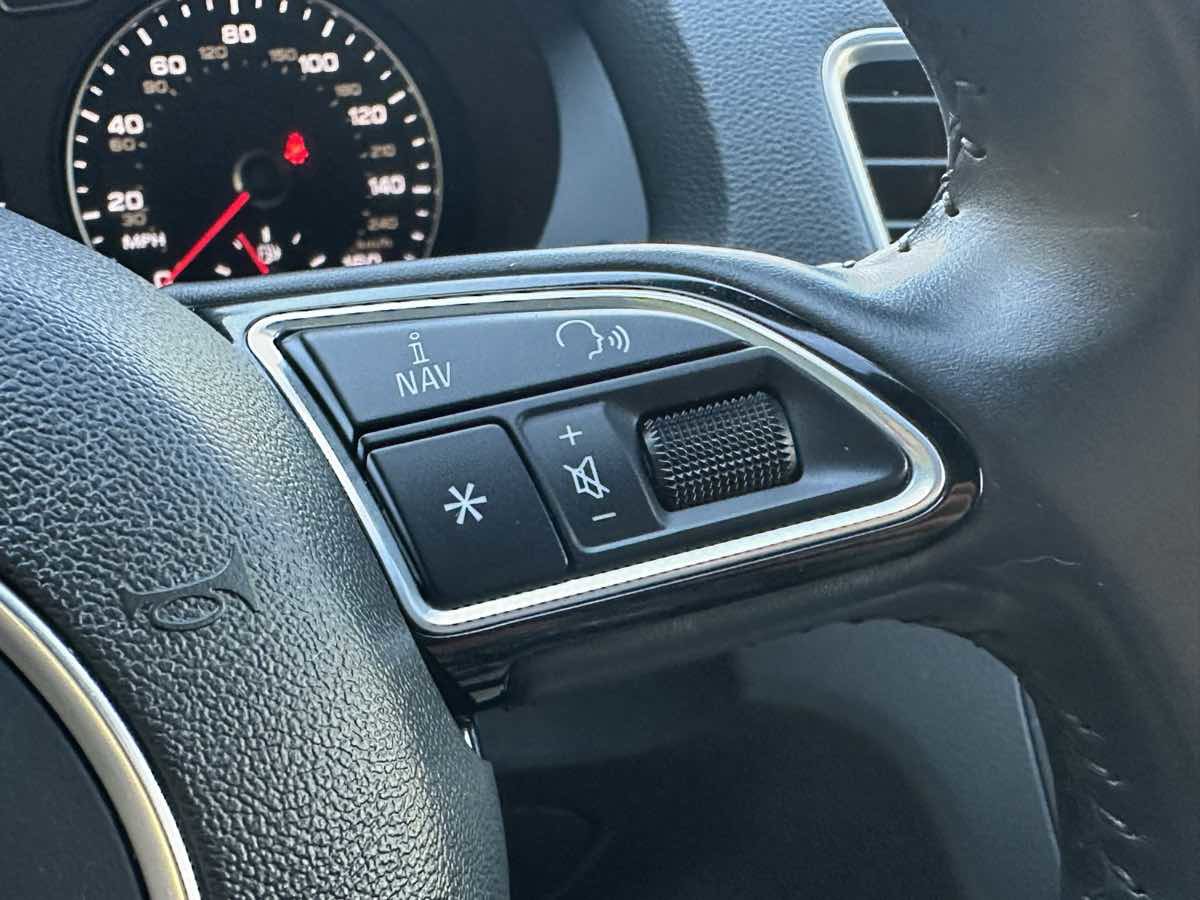 Used 2018 Audi Q3 2.0T Premium w/ Convenience Package FWD image 31