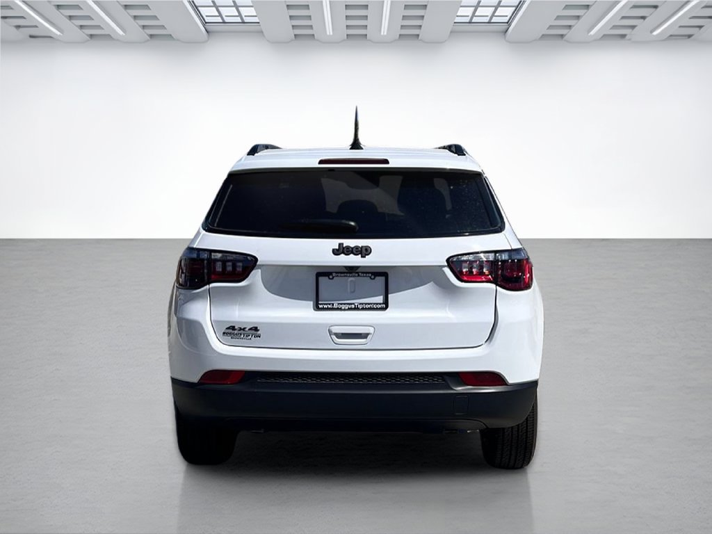 New 2026 Jeep Compass Latitude AWD/4WD image 4