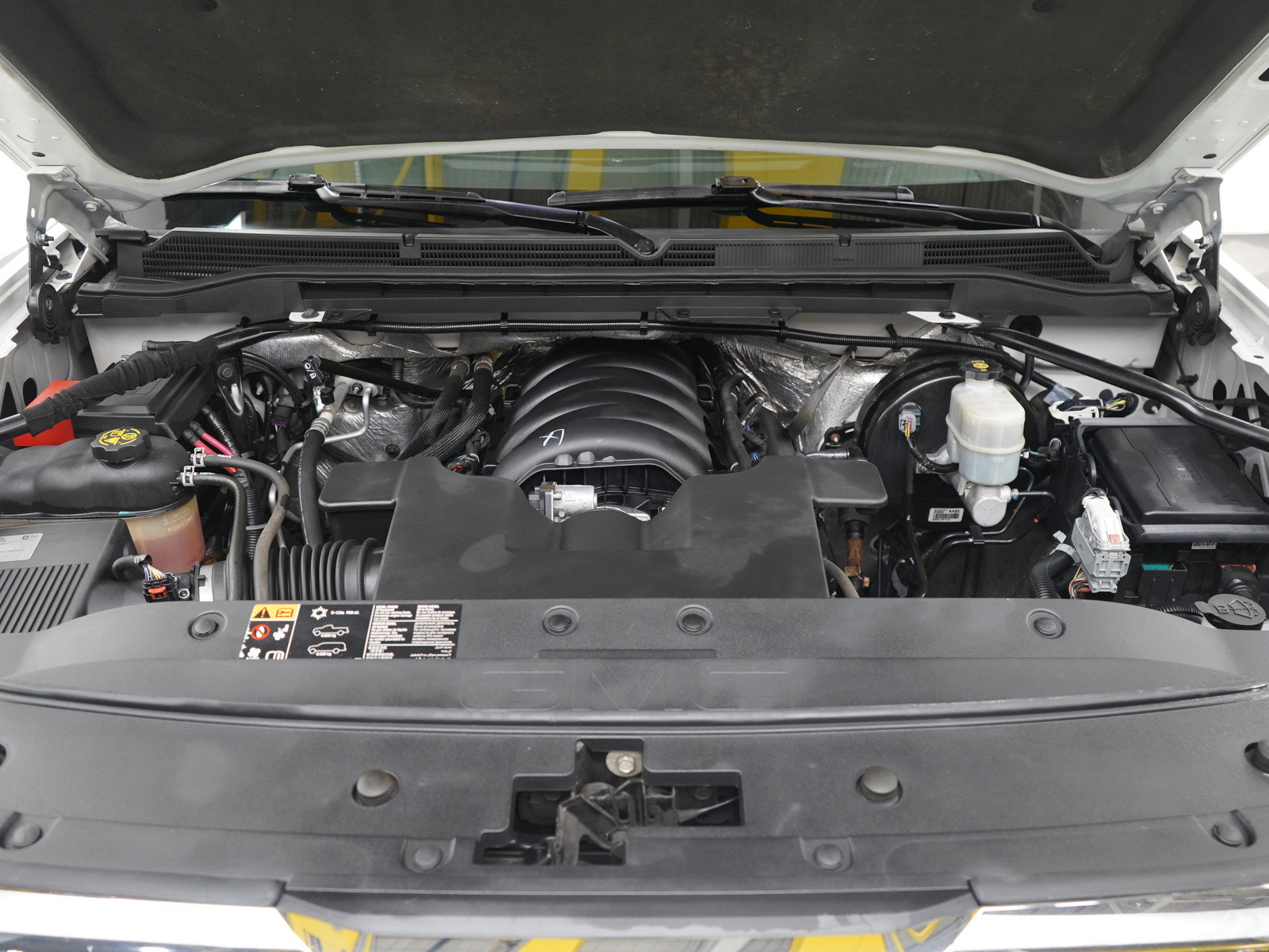 Used 2016 GMC Sierra 1500 SLT w/ Enhanced Driver Alert Package image 28